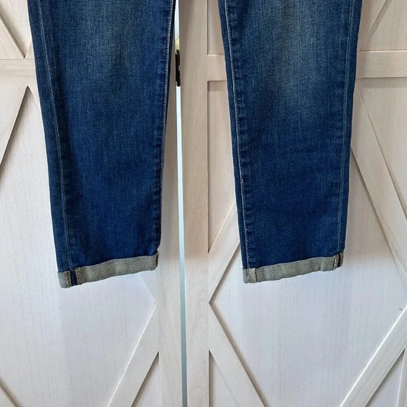 Hudson Jeans Natalie Midrise Slim Boyfriend Cropped Jeans in Leah - Picture 10 of 11